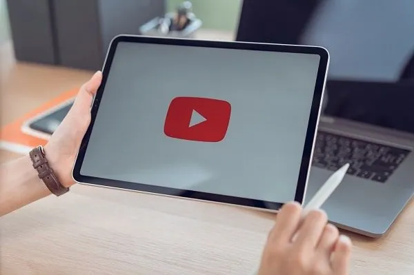 کسب درآمد از یوتیوب شورت (YouTube Shorts)